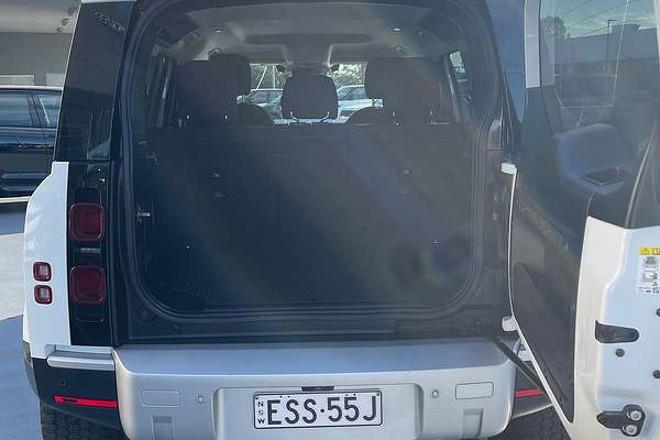 2020 Land Rover Defender 110 P300 L663