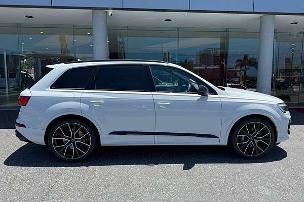 2024 Audi Q7 55 TFSI S line 4M