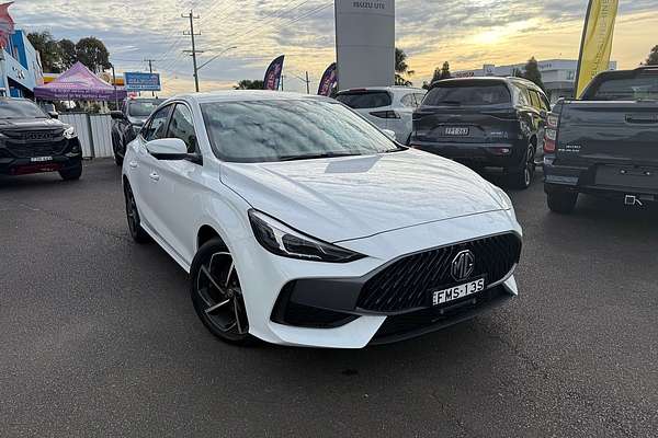 2024 MG MG5 Essence