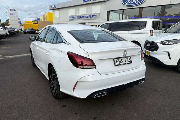 2024 MG MG5 Essence