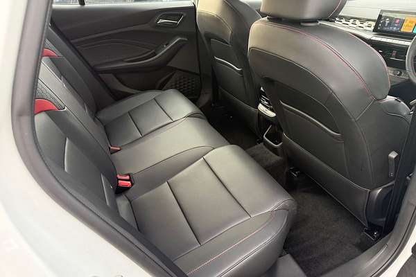 2024 MG MG5 Essence