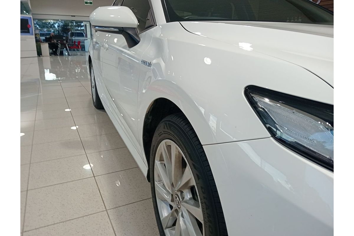 2021 Toyota Camry Ascent AXVH70R