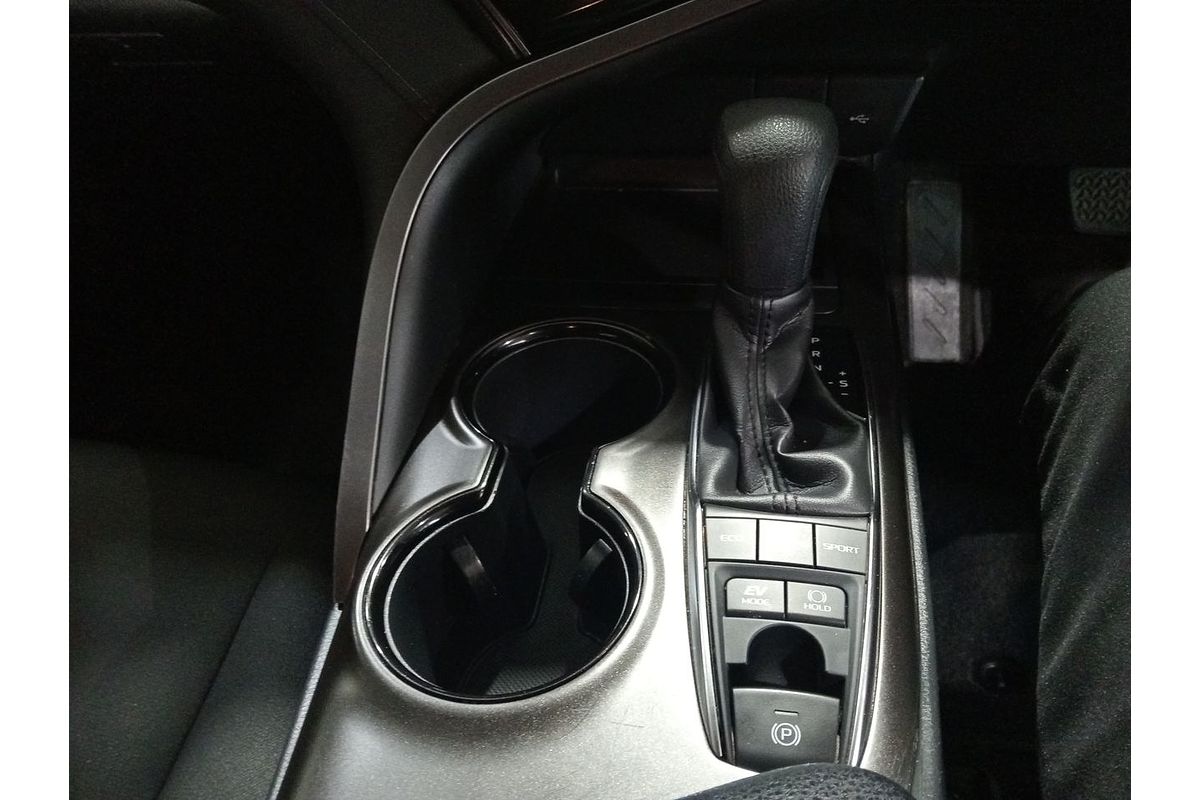 2021 Toyota Camry Ascent AXVH70R