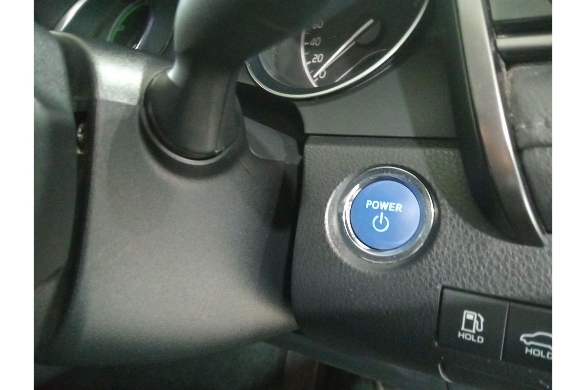 2021 Toyota Camry Ascent AXVH70R