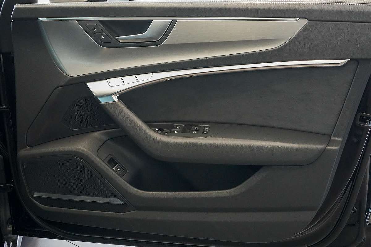2024 Audi A6 55 TFSI S line C8