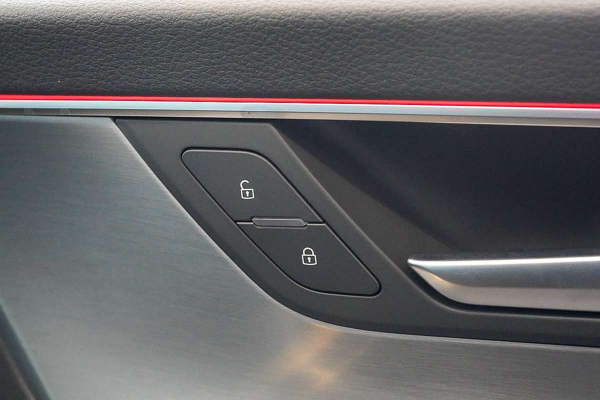 2024 Audi A6 55 TFSI S line C8