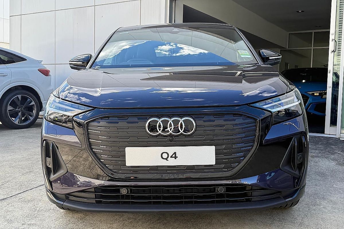 2024 Audi Q4 e-tron 55 F4