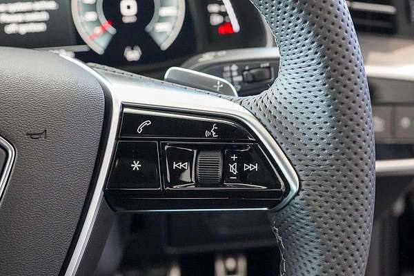 2024 Audi A6 55 TFSI S line C8