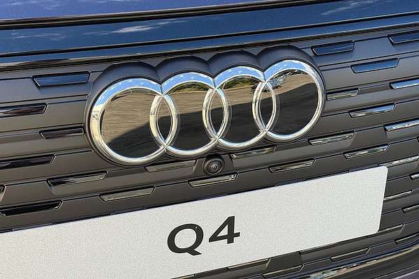 2024 Audi Q4 e-tron 55 F4