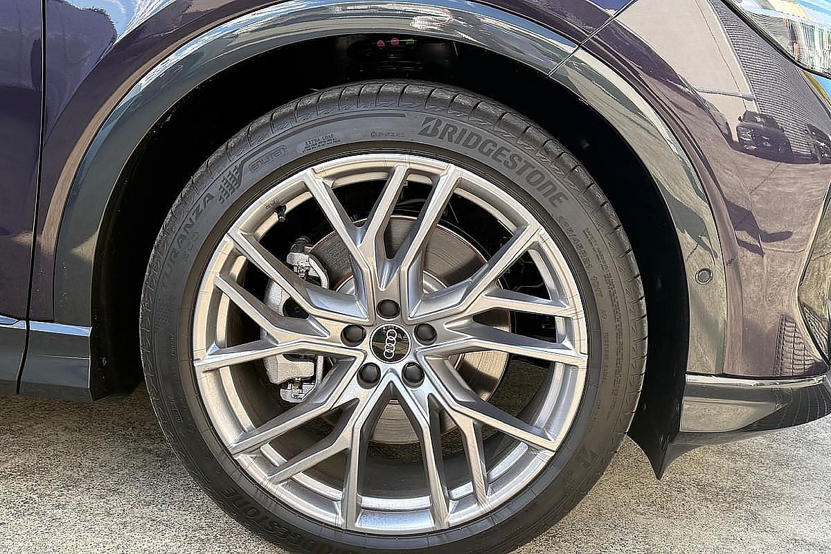 2024 Audi Q4 e-tron 55 F4