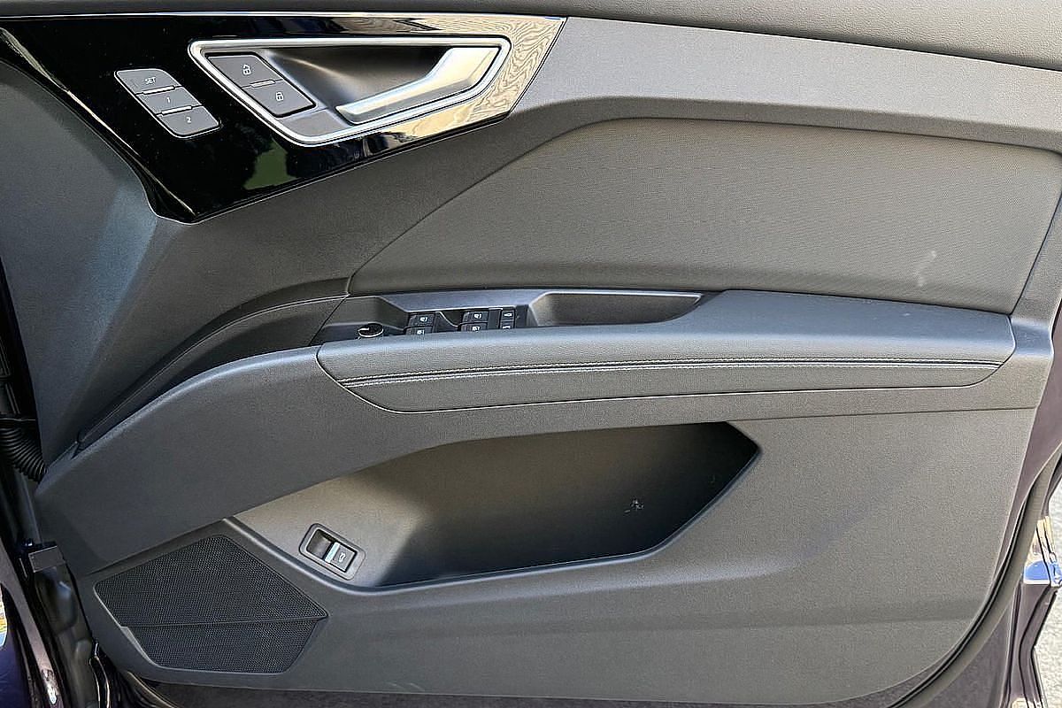 2024 Audi Q4 e-tron 55 F4
