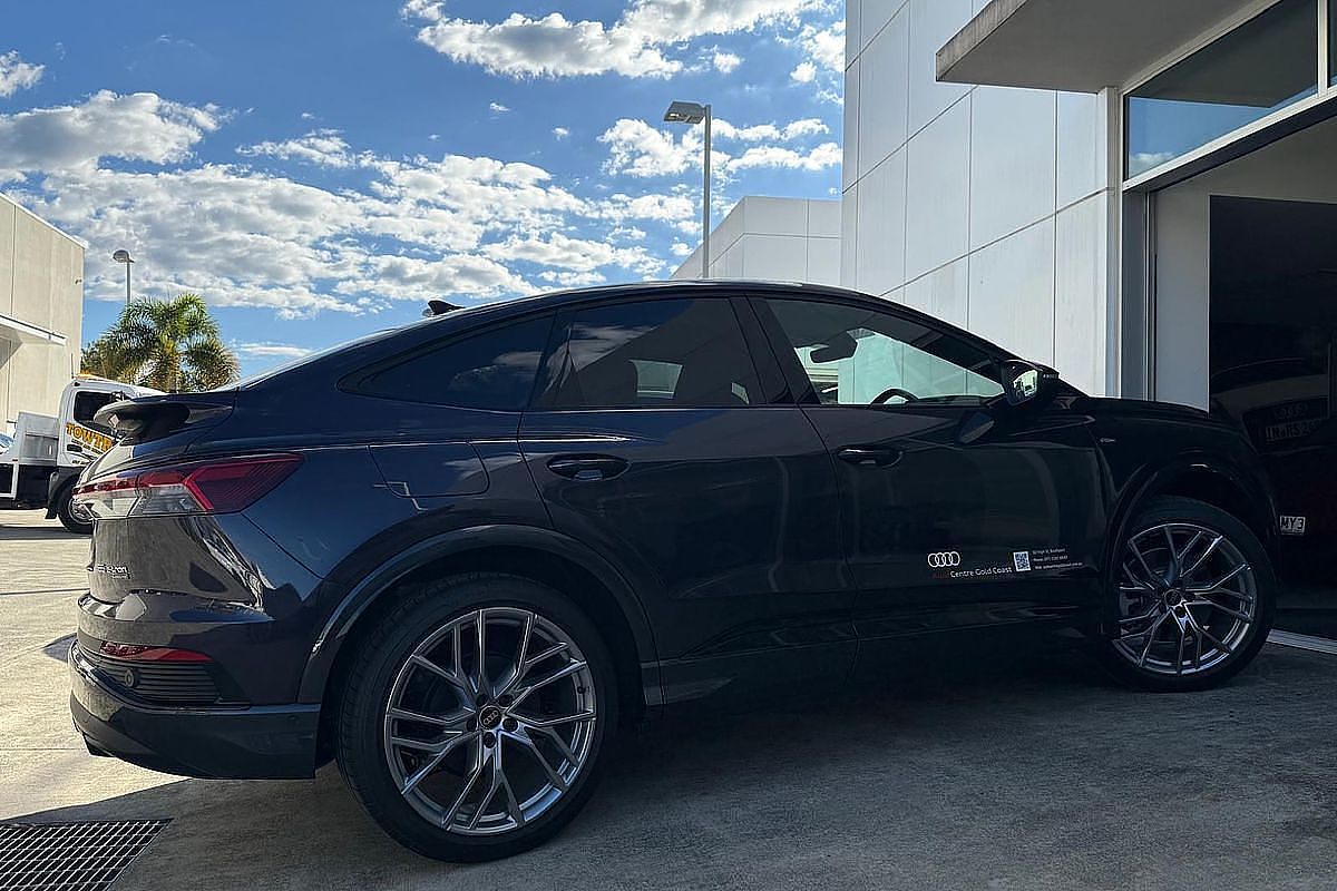 2024 Audi Q4 e-tron 55 F4