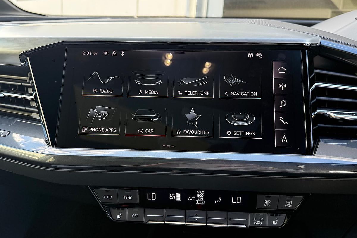 2024 Audi Q4 e-tron 55 F4