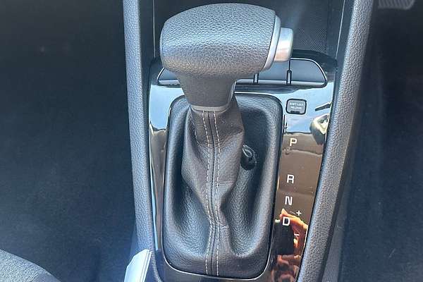 2022 Kia Stonic S YB