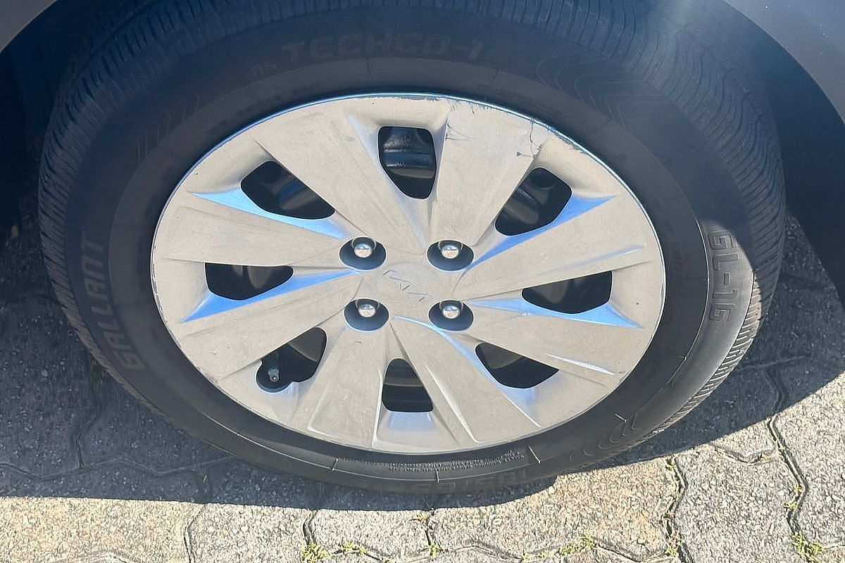 2022 Kia Stonic S YB