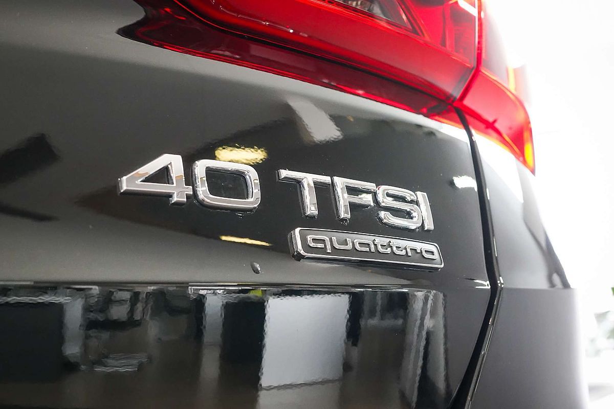2024 Audi Q3 40 TFSI S line F3