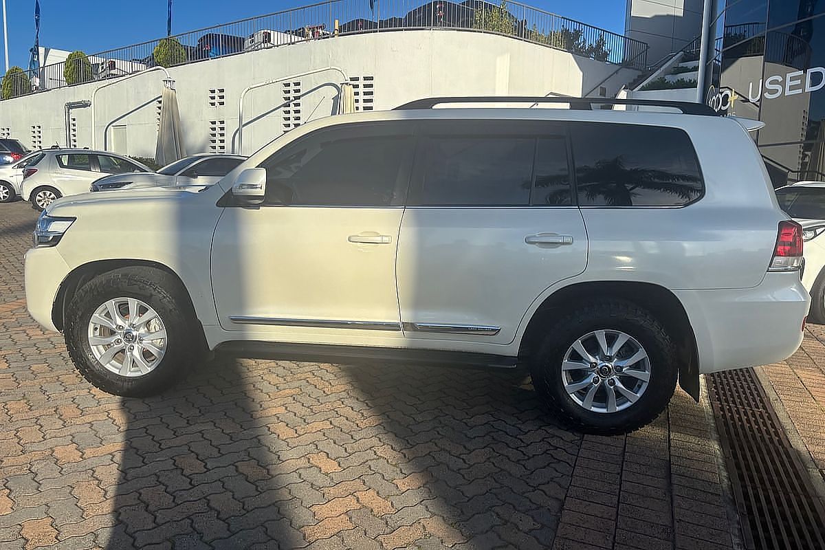 2019 Toyota Landcruiser Sahara VDJ200R