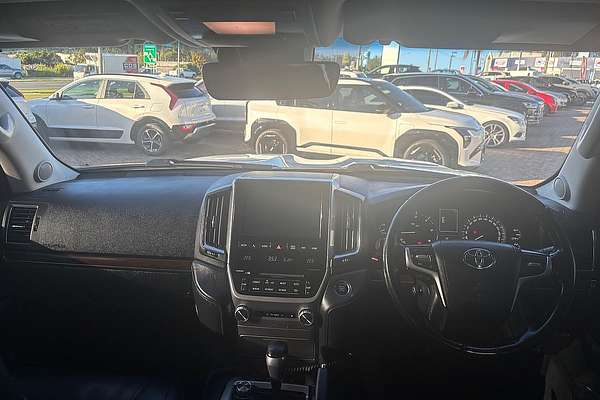 2019 Toyota Landcruiser Sahara VDJ200R