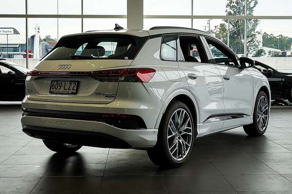 2024 Audi Q4 e-tron 55 F4