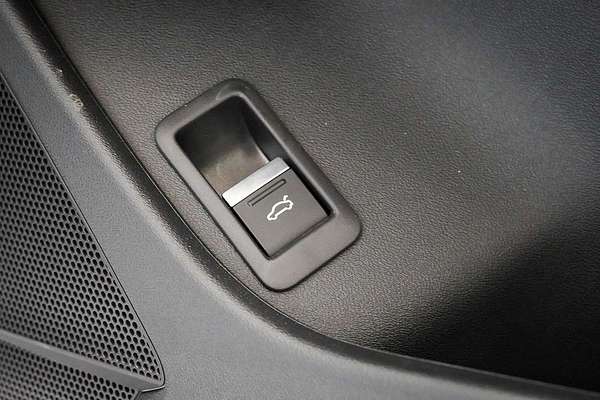 2024 Audi Q4 e-tron 55 F4