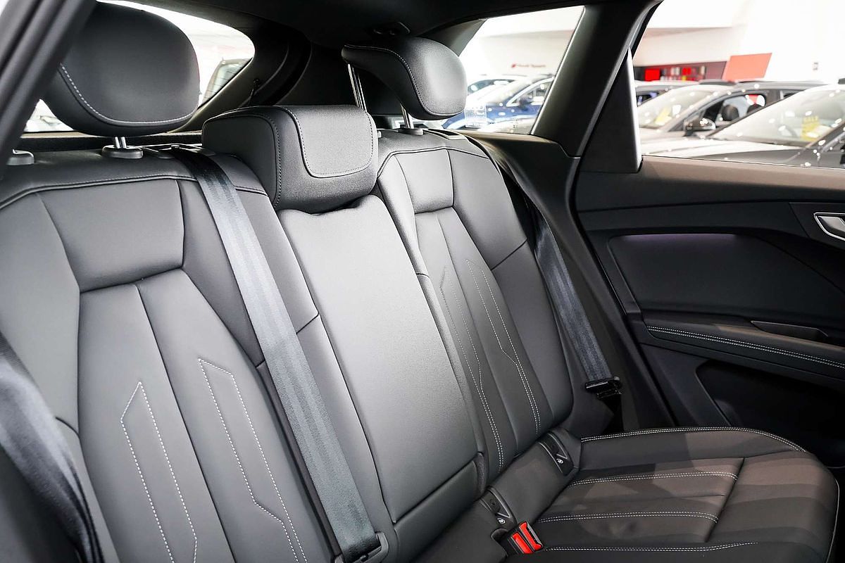 2024 Audi Q4 e-tron 55 F4