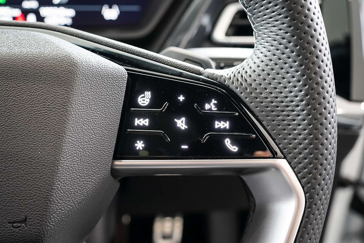 2024 Audi Q4 e-tron 55 F4
