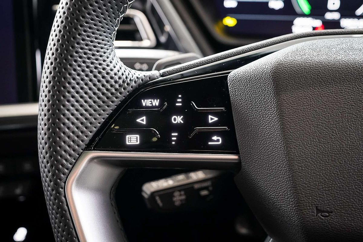 2024 Audi Q4 e-tron 55 F4
