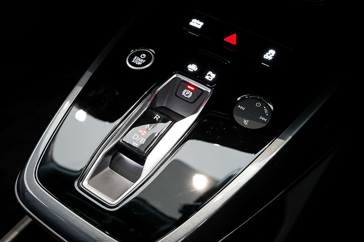 2024 Audi Q4 e-tron 55 F4