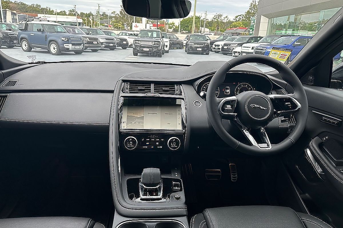 2024 Jaguar E-PACE P250 R-Dynamic SE X540