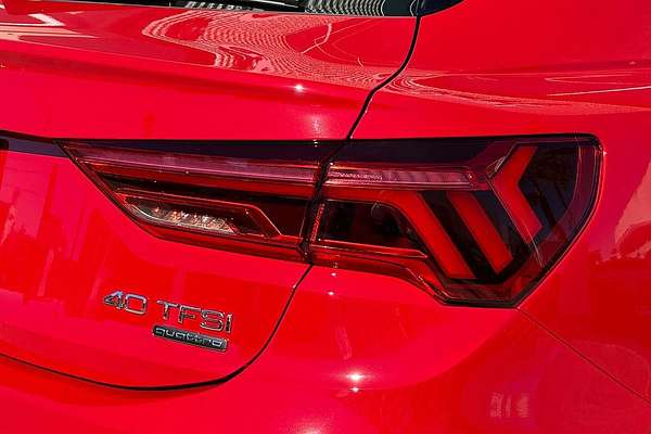 2025 Audi Q3 40 TFSI S line F3
