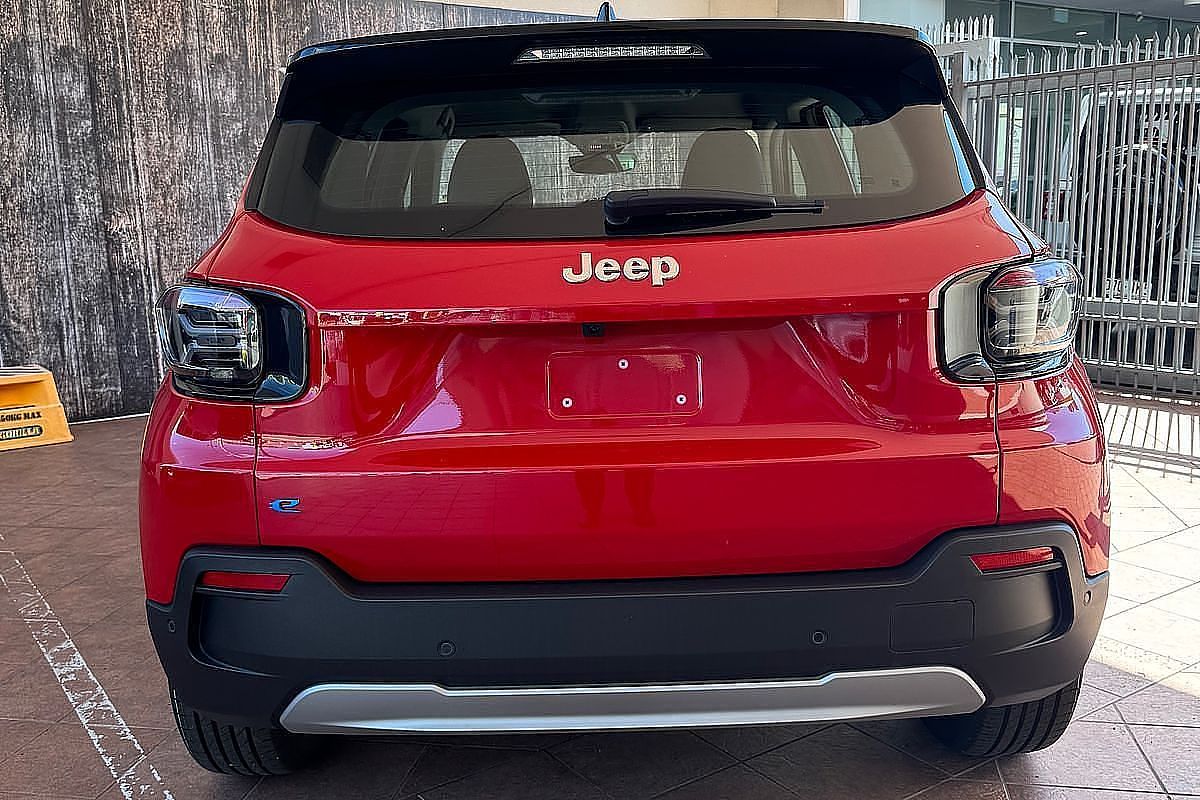 2024 Jeep Avenger Summit JJ