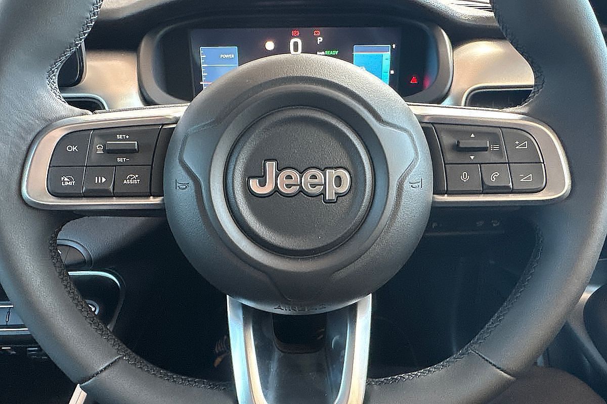2024 Jeep Avenger Summit JJ