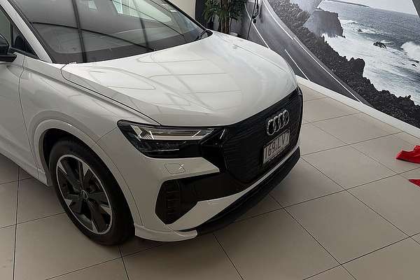 2024 Audi Q4 e-tron 45 F4
