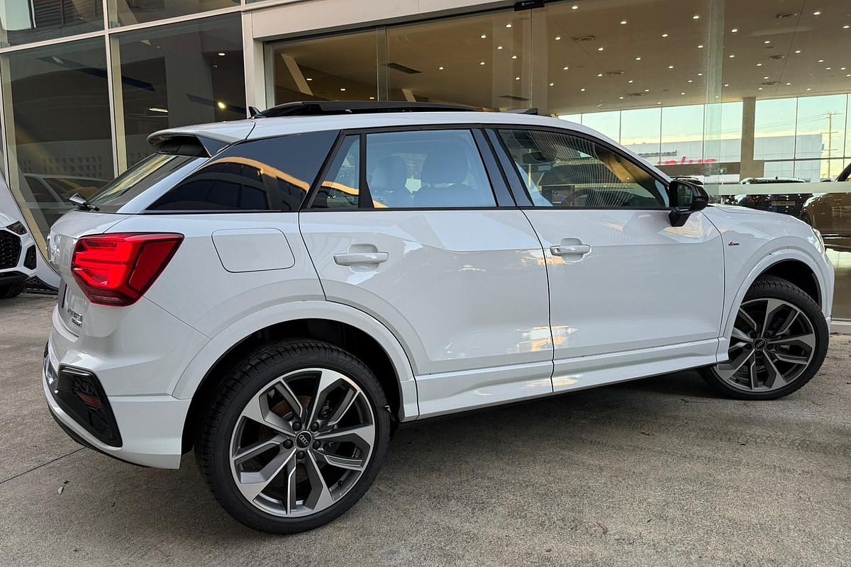 2024 Audi Q2 40 TFSI S line GA