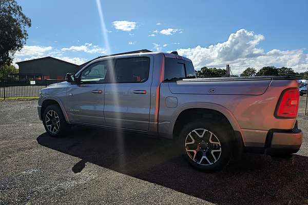 2025 RAM 1500 Laramie Sport Hurricane SO RamBox DT 4X4 SWB