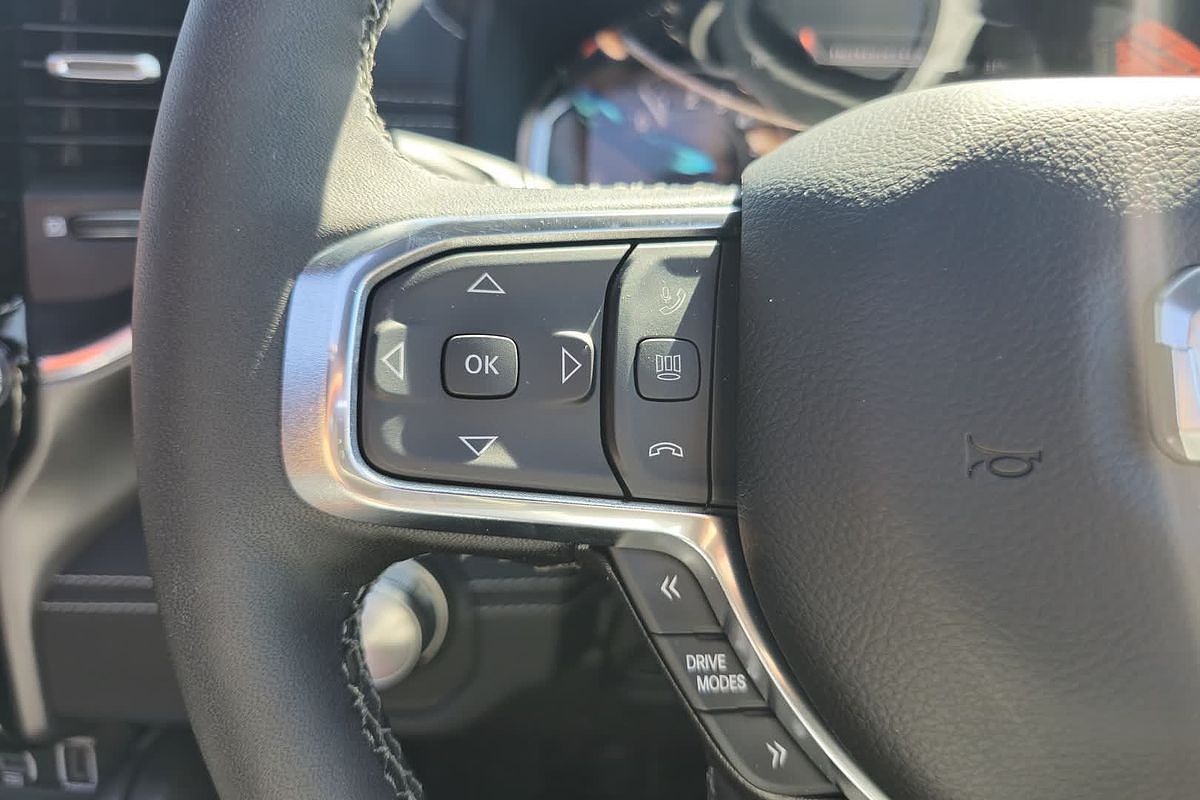 2025 RAM 1500 Laramie Sport Hurricane SO RamBox DT 4X4 SWB