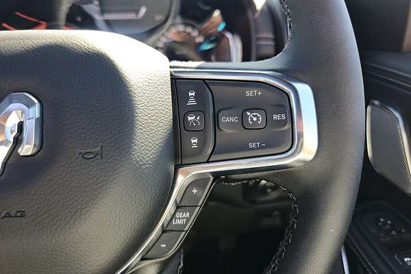 2025 RAM 1500 Laramie Sport Hurricane SO RamBox DT 4X4 SWB