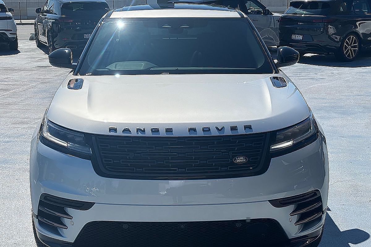 2024 Land Rover Range Rover Velar PHEV P400e Dynamic HSE L560