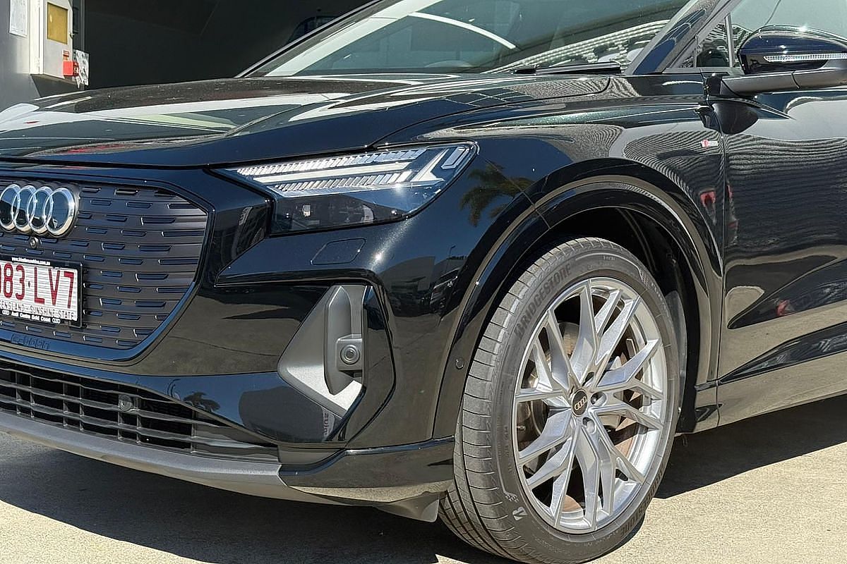 2024 Audi Q4 e-tron 55 F4