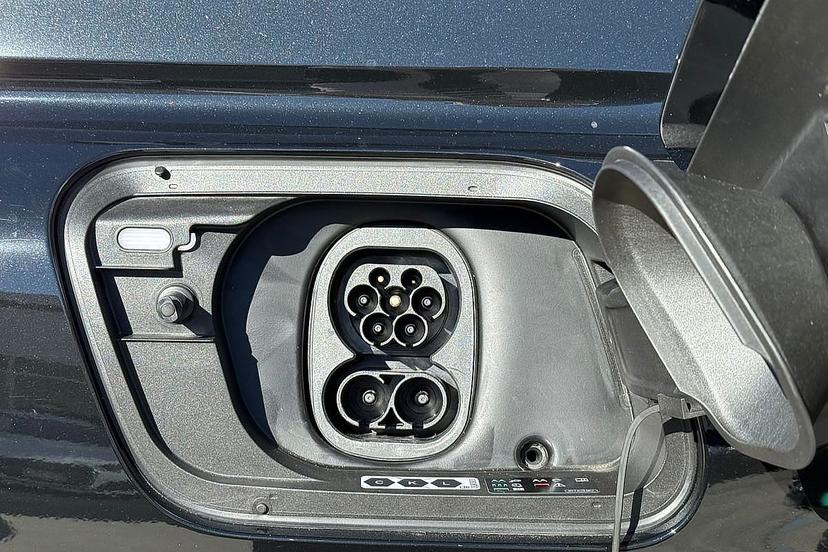 2024 Audi Q4 e-tron 55 F4