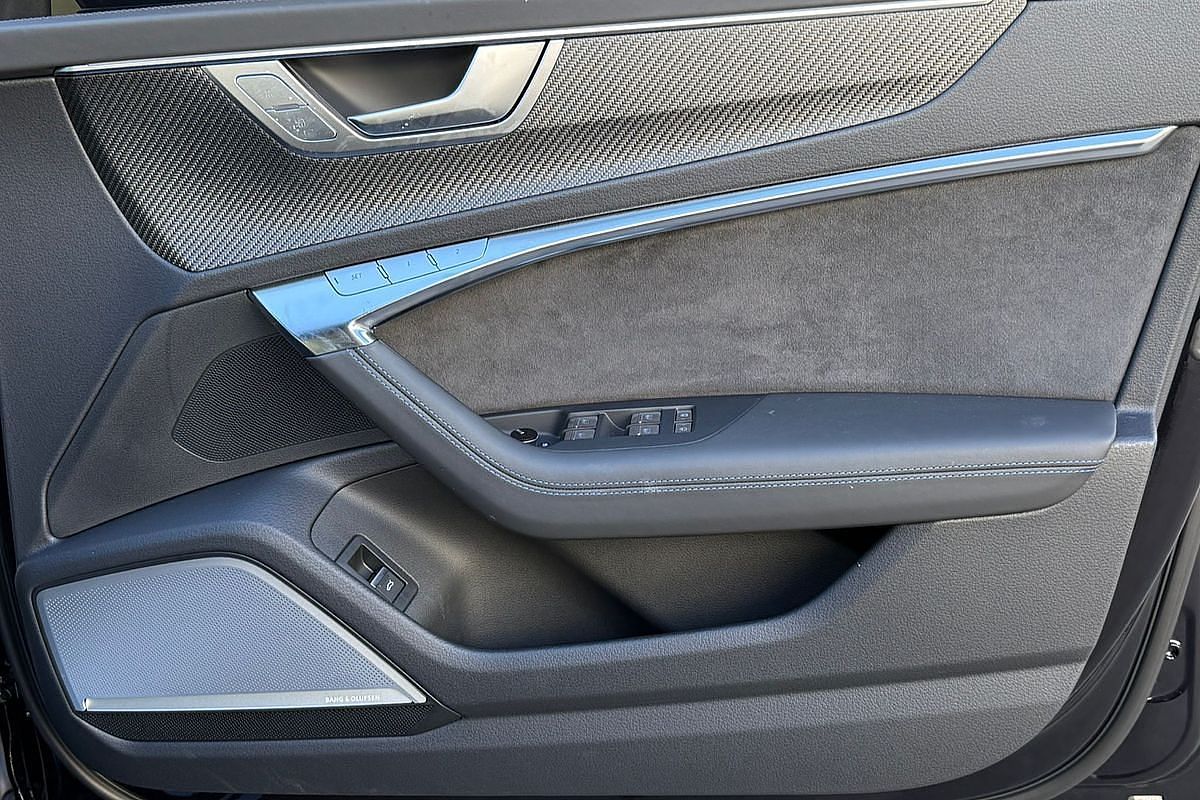 2024 Audi RS6 Performance C8