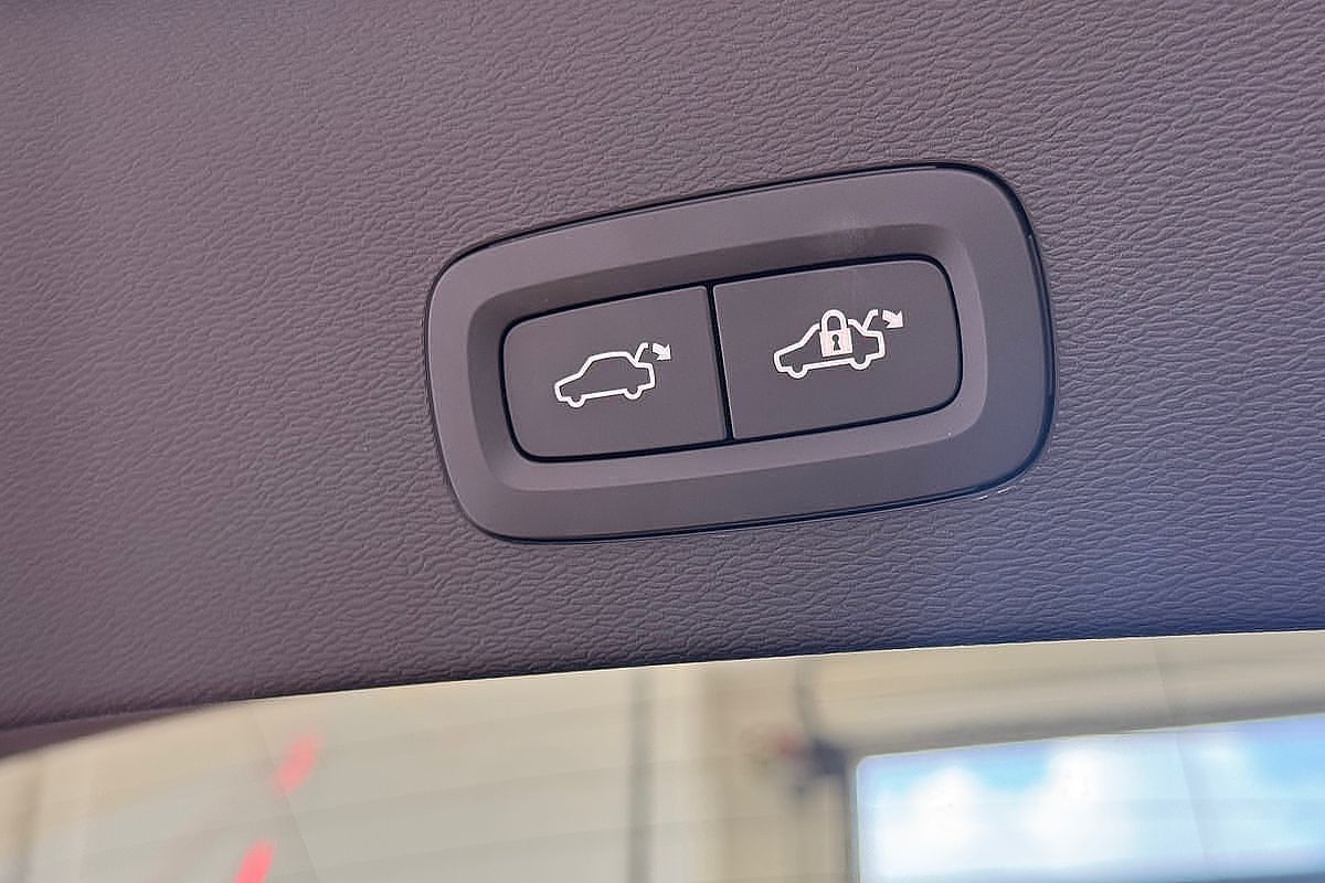 2023 Volvo C40 Recharge