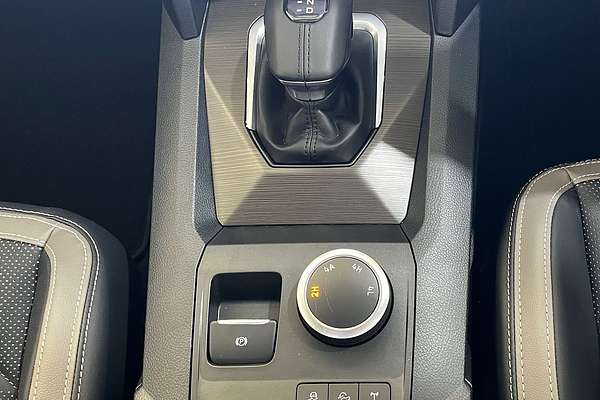 2024 Volkswagen Amarok TDI600 Style NF 4X4