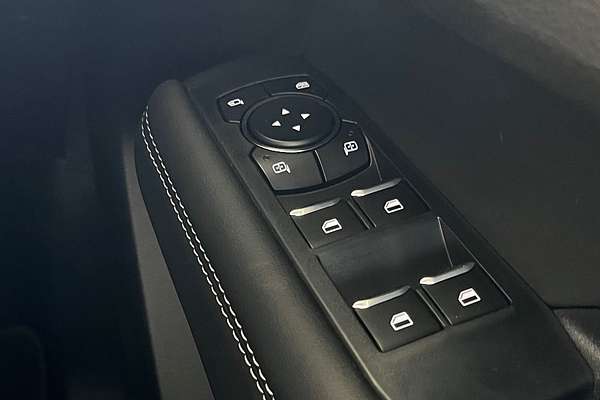2024 Volkswagen Amarok TDI600 Style NF 4X4