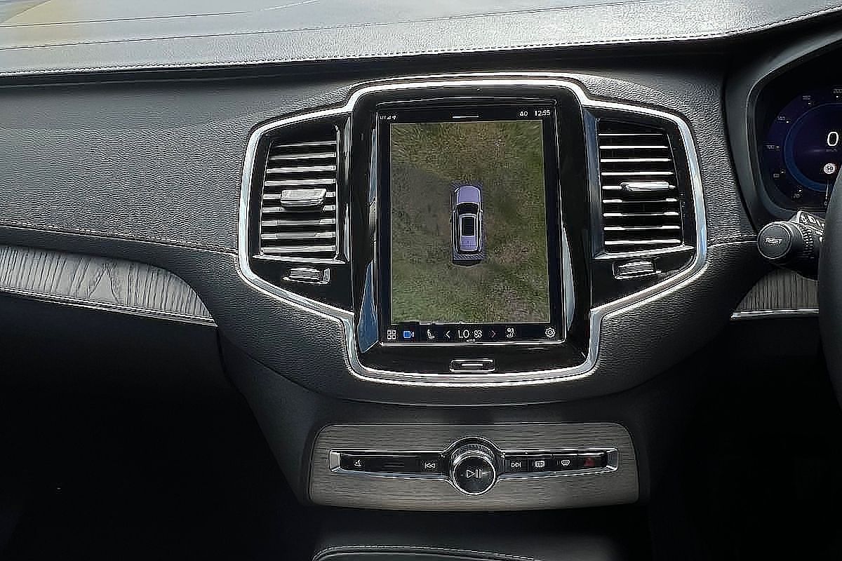 2023 Volvo XC90 Ultimate B6 Dark