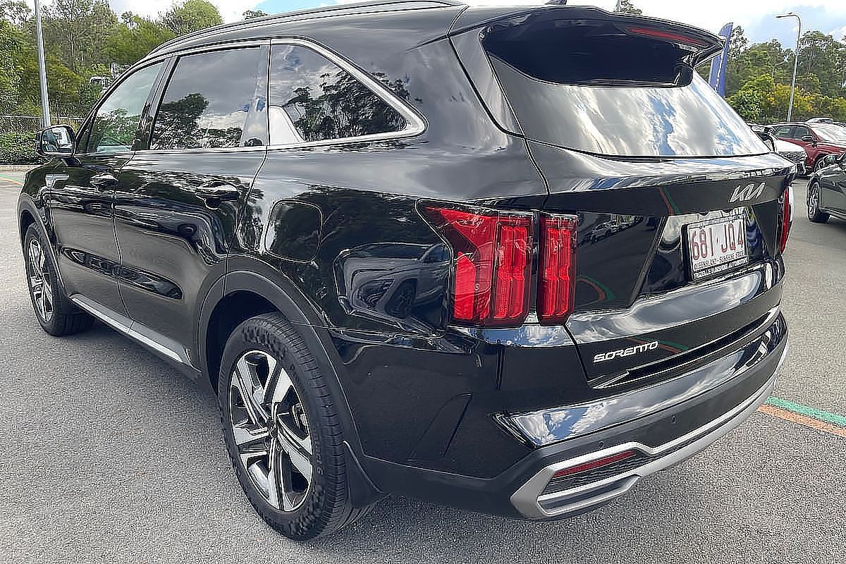 2023 Kia Sorento Sport+ MQ4
