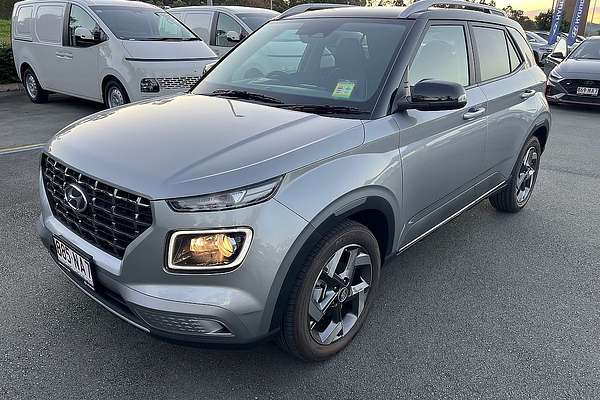 2024 Hyundai Venue Elite QX.V5