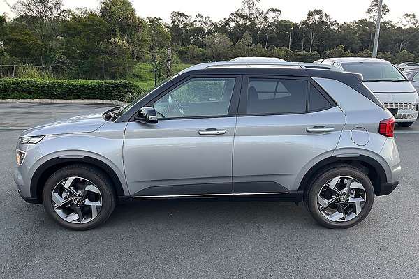2024 Hyundai Venue Elite QX.V5