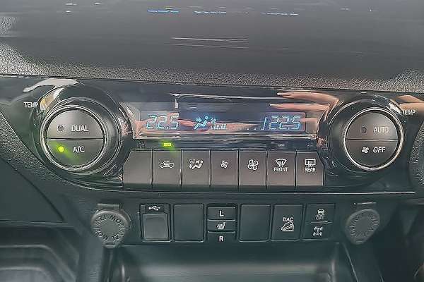 2023 Toyota Hilux SR5 GUN126R 4X4