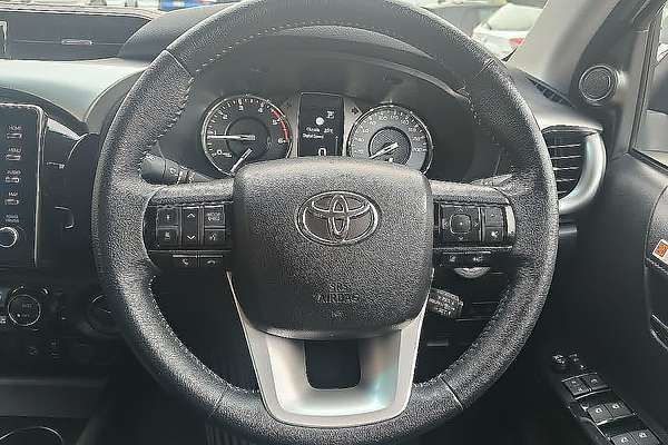 2023 Toyota Hilux SR5 GUN126R 4X4